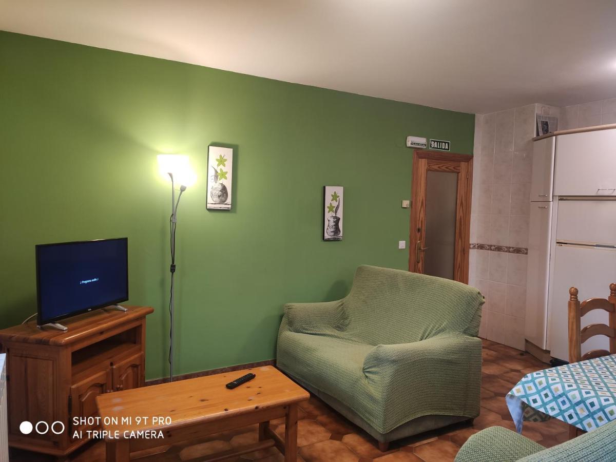 Apartamentos Goizeder Espinal-Auzperri Eksteriør bilde