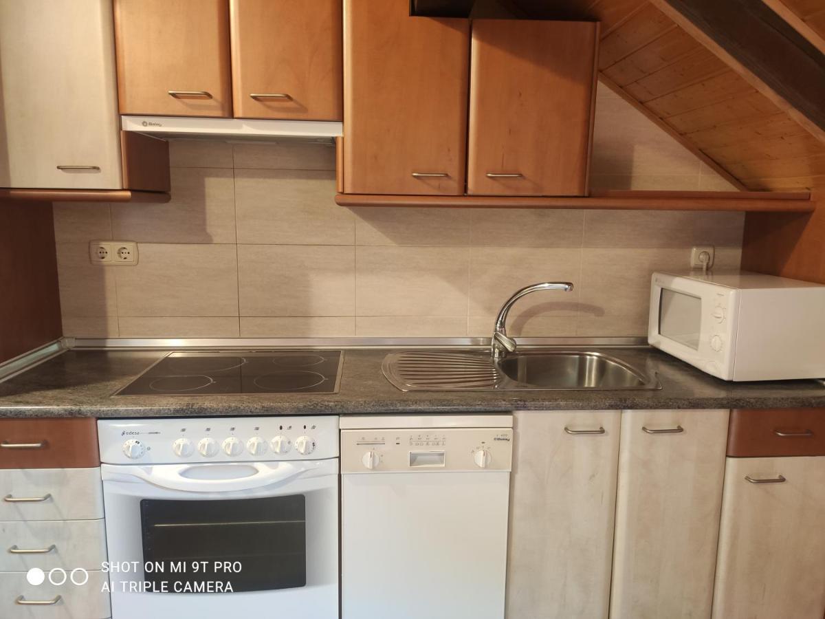 Apartamentos Goizeder Espinal-Auzperri Eksteriør bilde